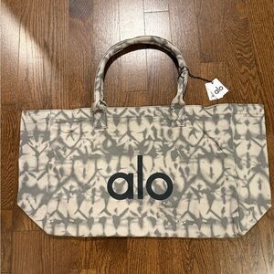 ALO Yoga Gray Women's Tote Bag BNWT
